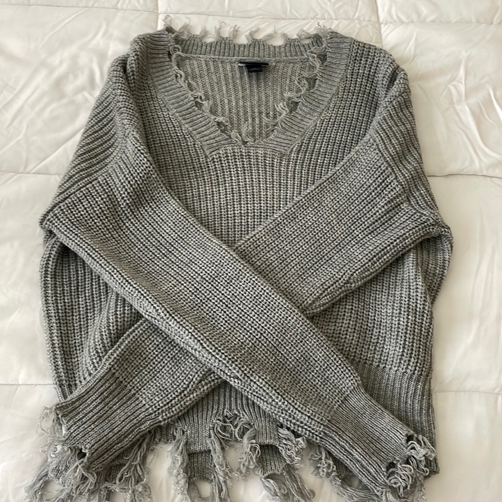 BUCKLE BRAND SWEATER